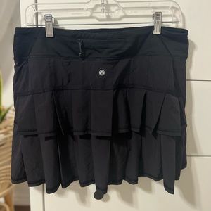 Lululemon 8 tall black pace-setter skirt